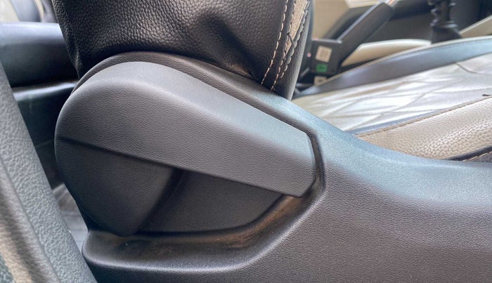 2021 Nissan MAGNITE XL, Petrol, Manual, 21,321 km, Driver Side Adjustment Panel