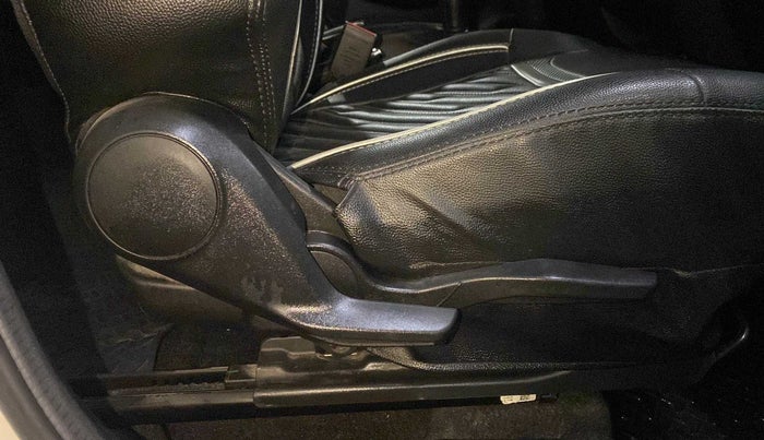 2018 Maruti Swift VXI, Petrol, Manual, 61,648 km, Driver Side Adjustment Panel