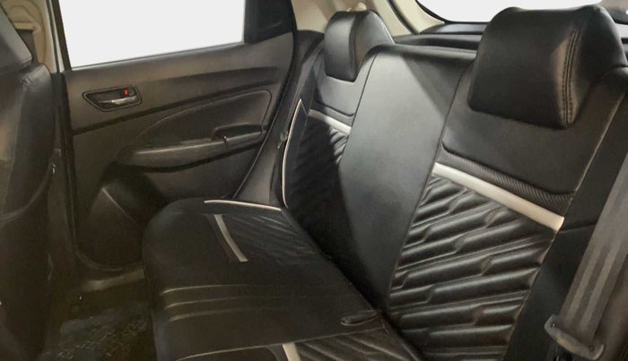 2018 Maruti Swift VXI, Petrol, Manual, 61,648 km, Right Side Rear Door Cabin