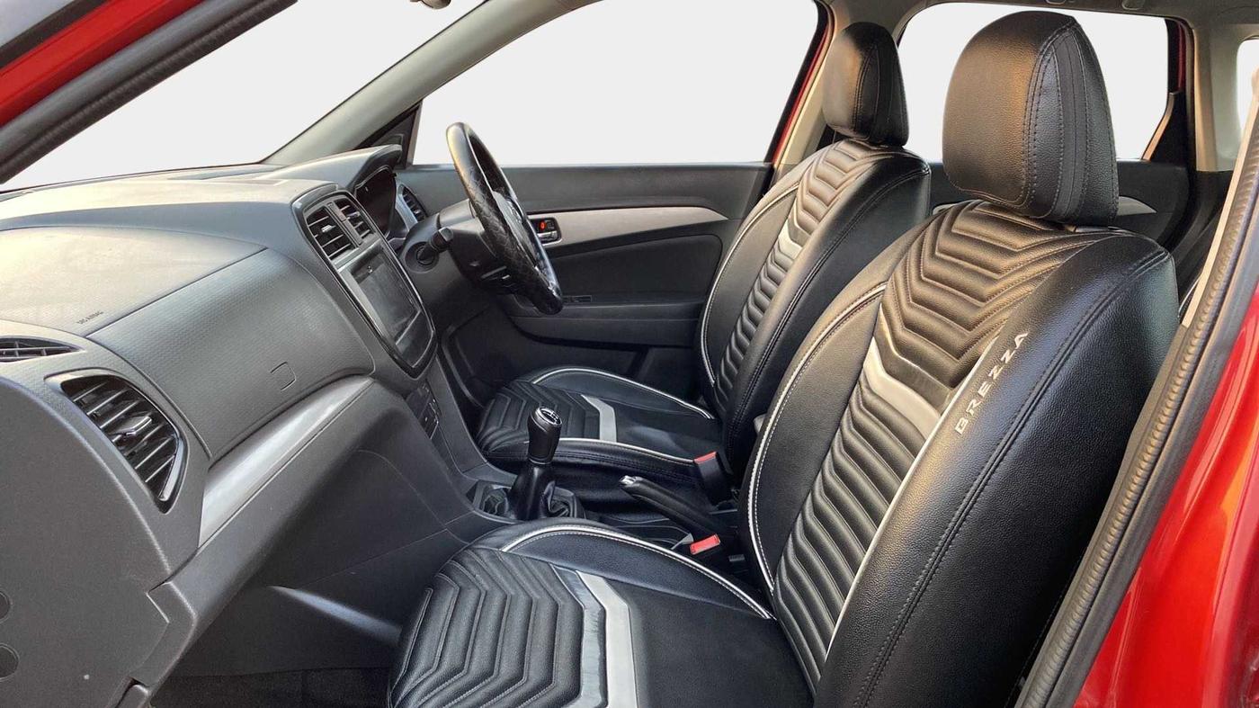 2018 Maruti Vitara Brezza ZDI PLUS DUAL TONE, Diesel, Manual, 52,722 km, Right Side Front Door Cabin
