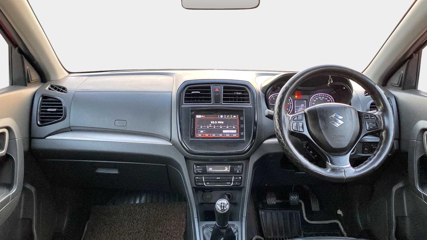 2018 Maruti Vitara Brezza ZDI PLUS DUAL TONE, Diesel, Manual, 52,722 km, Dashboard