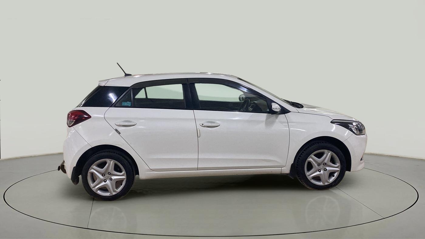 2017 Hyundai Elite i20 ASTA 1.2, Petrol, Manual, 72,546 km, Right Side View