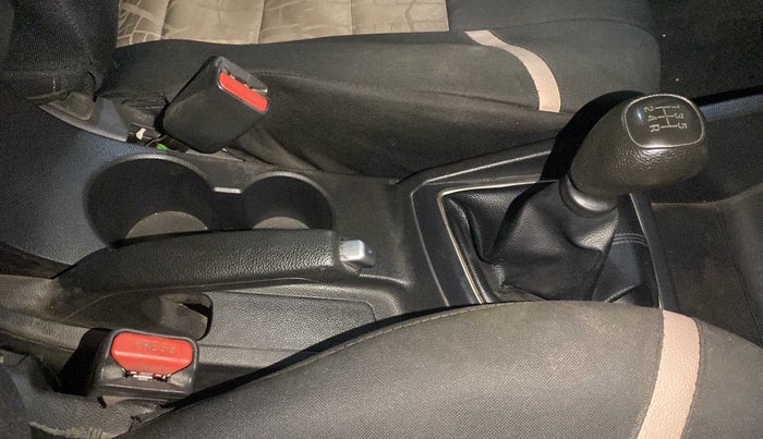 2017 Hyundai Elite i20 ASTA 1.2, Petrol, Manual, 72,546 km, Gear Lever