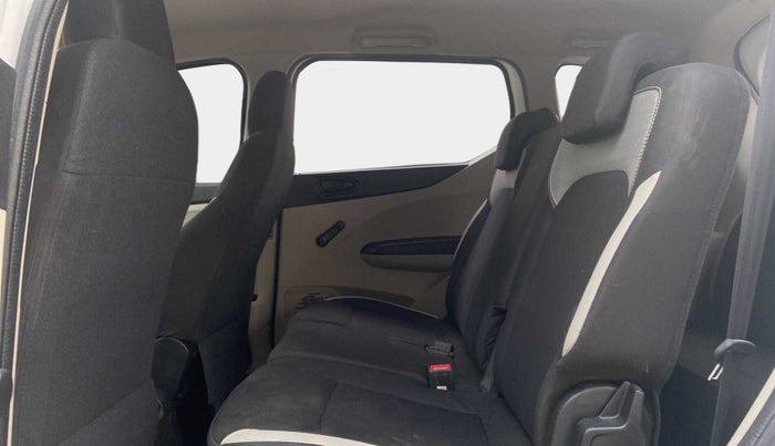 2019 Renault TRIBER RXL MT, Petrol, Manual, 42,886 km, Right Side Rear Door Cabin