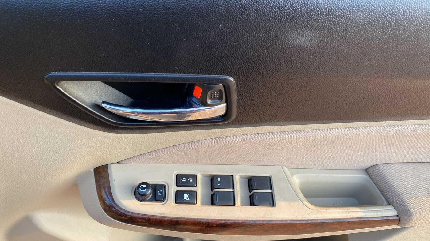 2018 Maruti Dzire ZXI AMT, Petrol, Automatic, 41,392 km, Driver Side Door Panels Control