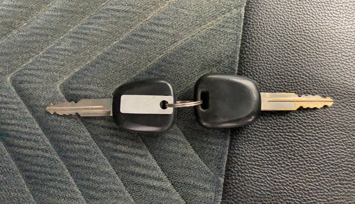 2017 Maruti Alto K10 VXI, Petrol, Manual, 78,089 km, Key Close Up