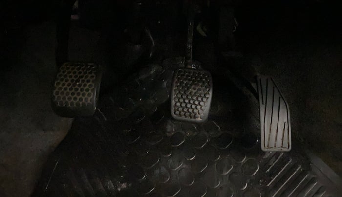 2017 Maruti Alto K10 VXI, Petrol, Manual, 78,089 km, Pedals