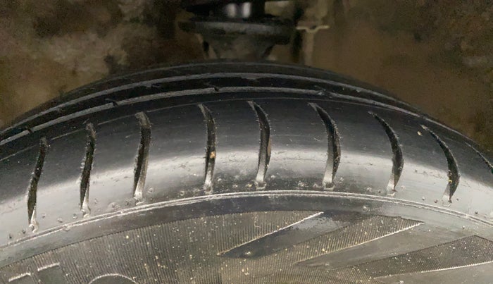 2017 Maruti Alto K10 VXI, Petrol, Manual, 78,089 km, Left Front Tyre Tread