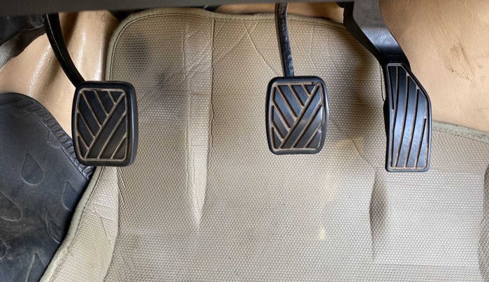 2014 Maruti Ritz VXI, Petrol, Manual, 86,219 km, Pedals