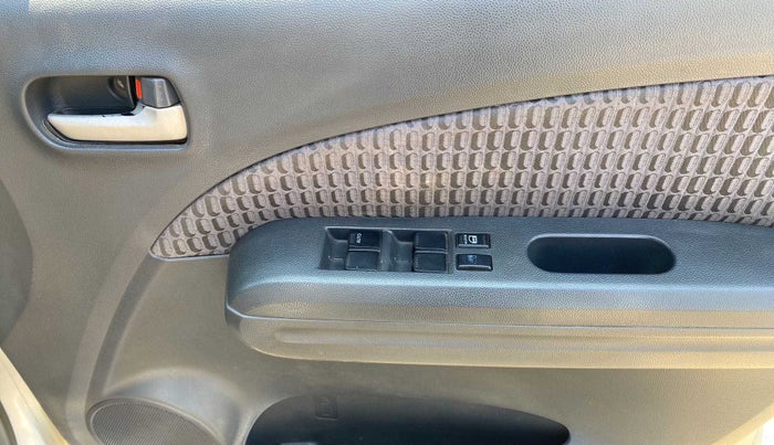 2014 Maruti Ritz VXI, Petrol, Manual, 86,219 km, Driver Side Door Panels Control