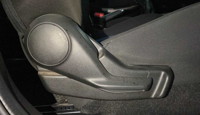 2022 Maruti Baleno DELTA PETROL 1.2, Petrol, Manual, 11,366 km, Driver Side Adjustment Panel