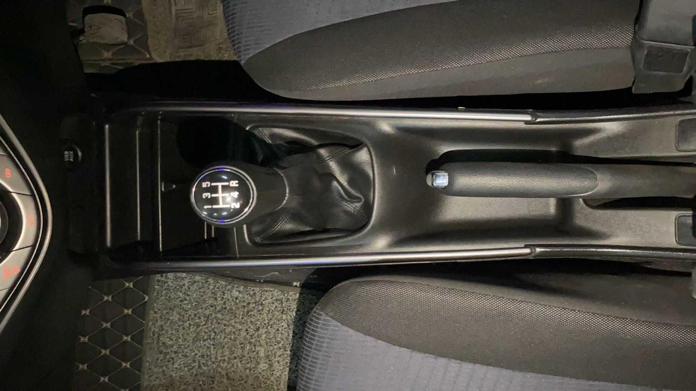 2022 Maruti Baleno DELTA PETROL 1.2, Petrol, Manual, 11,366 km, Gear Lever