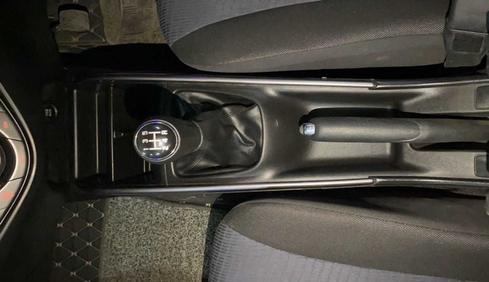 2022 Maruti Baleno DELTA PETROL 1.2, Petrol, Manual, 11,366 km, Gear Lever