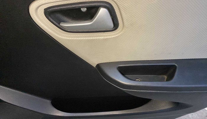 2019 Maruti Alto LXI, Petrol, Manual, 25,823 km, Driver Side Door Panels Control