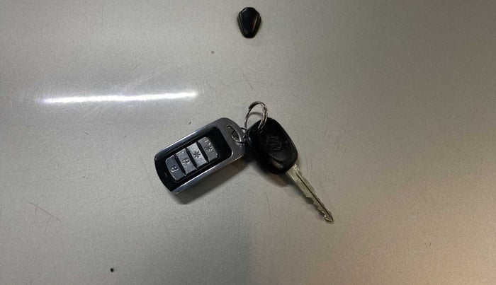 2019 Maruti Alto LXI, Petrol, Manual, 25,823 km, Key Close Up