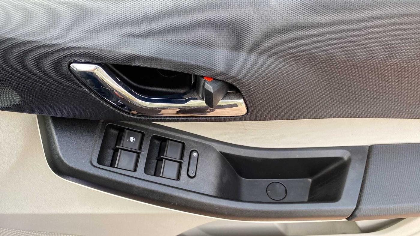 2023 Tata Tiago XZA PLUS PETROL, Petrol, Automatic, 1,932 km, Driver Side Door Panels Control