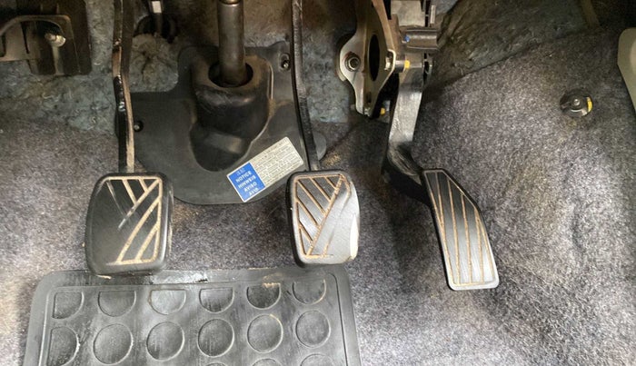 2016 Maruti Celerio ZXI, Petrol, Manual, 98,244 km, Pedals