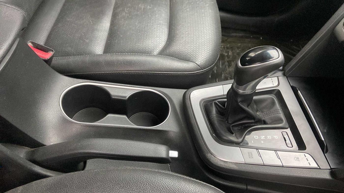 2018 Hyundai New Elantra 2.0 SX(O) AT PETROL, Petrol, Automatic, 54,807 km, Gear Lever