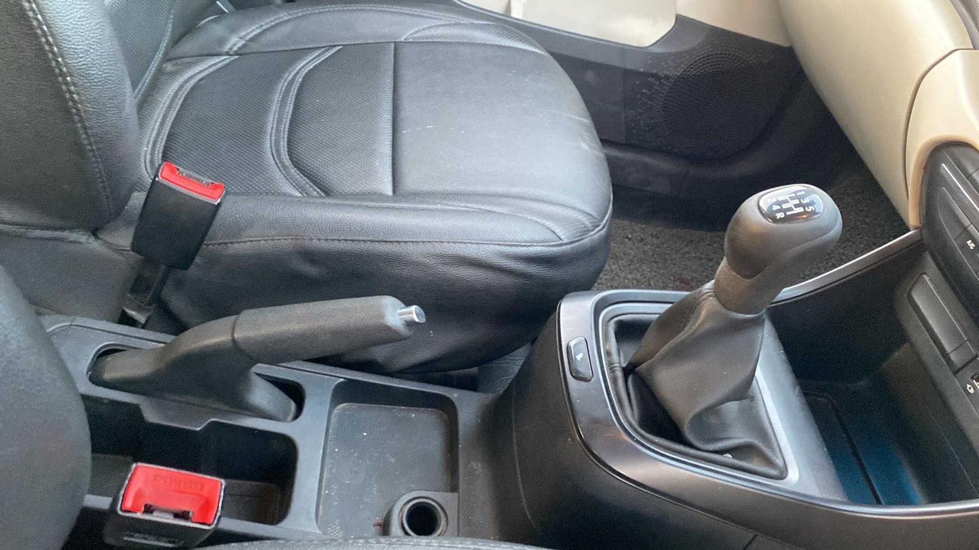 2021 Tata ALTROZ XT PETROL, Petrol, Manual, 41,826 km, Gear Lever