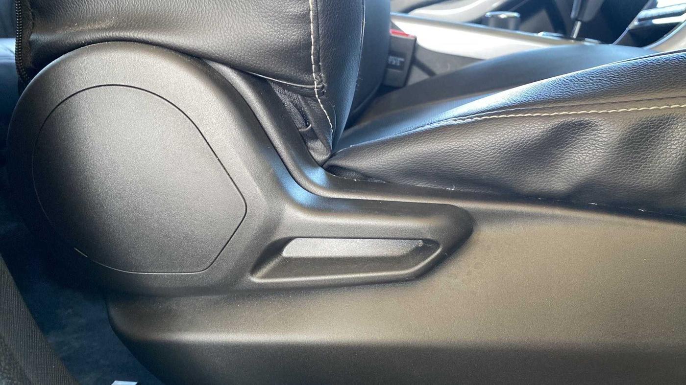 2021 Tata NEXON XMA PETROL, Petrol, Automatic, 2,523 km, Driver Side Adjustment Panel