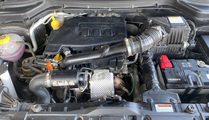 2022 Mahindra XUV300 W6 1.2 PETROL, Petrol, Manual, 15,440 km, Open Bonet