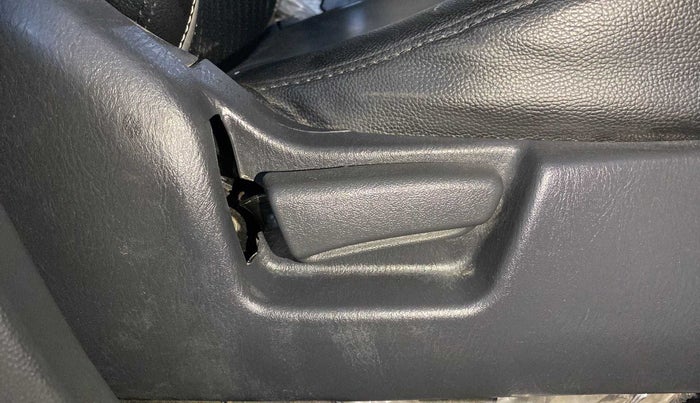 2019 Maruti Alto K10 VXI, Petrol, Manual, 7,060 km, Driver Side Adjustment Panel