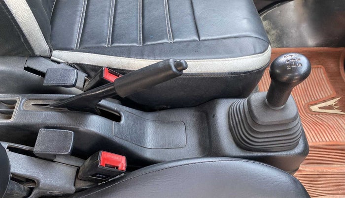 2018 Maruti Eeco 5 STR WITH A/C+HTR, Petrol, Manual, 61,439 km, Gear Lever