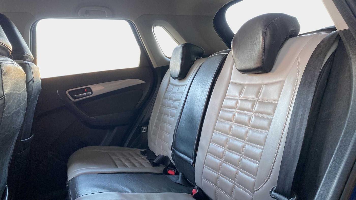 2021 Toyota URBAN CRUISER PREMIUM GRADE AT, Petrol, Automatic, 20,317 km, Right Side Rear Door Cabin