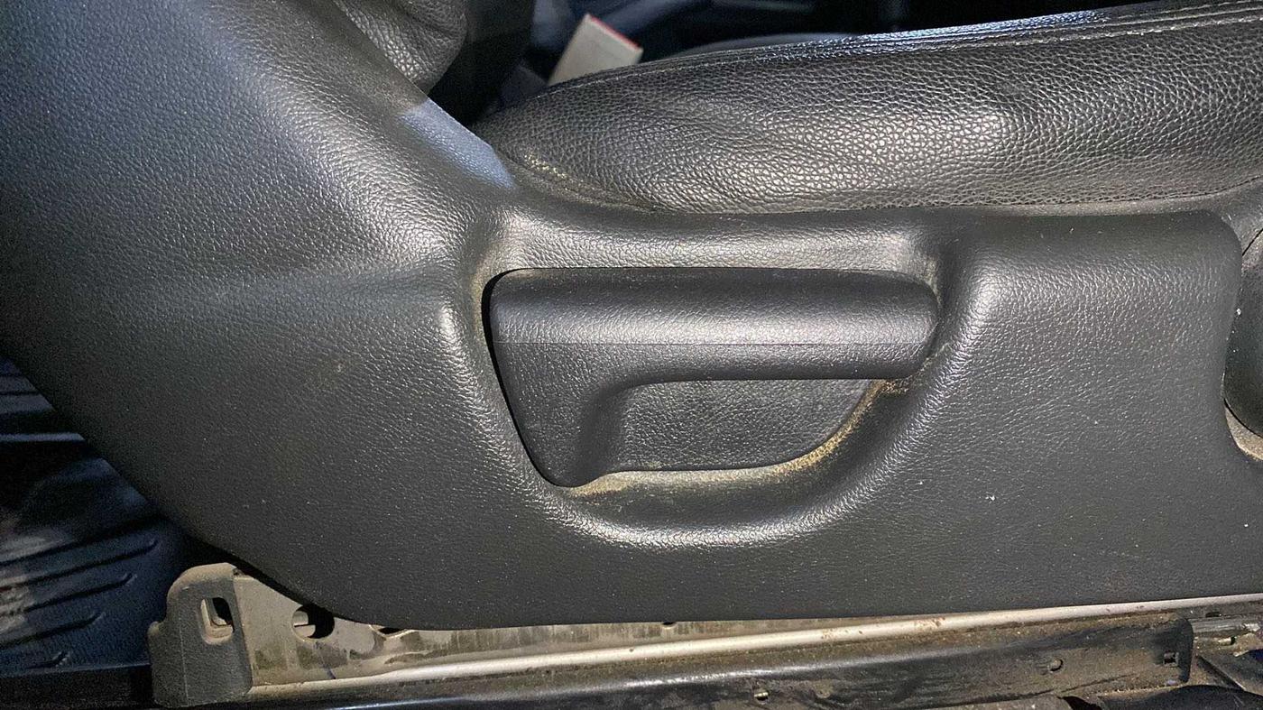 2018 Honda Jazz 1.2L I-VTEC V, Petrol, Manual, 78,039 km, Driver Side Adjustment Panel