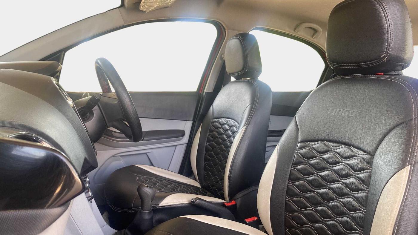 2022 Tata Tiago XT CNG, CNG, Manual, 37,865 km, Right Side Front Door Cabin