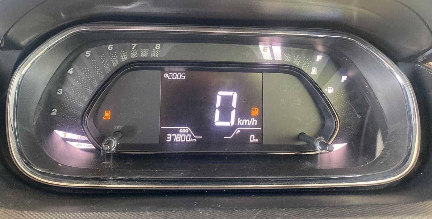 2022 Tata Tiago XT CNG, CNG, Manual, 37,865 km, Odometer Image