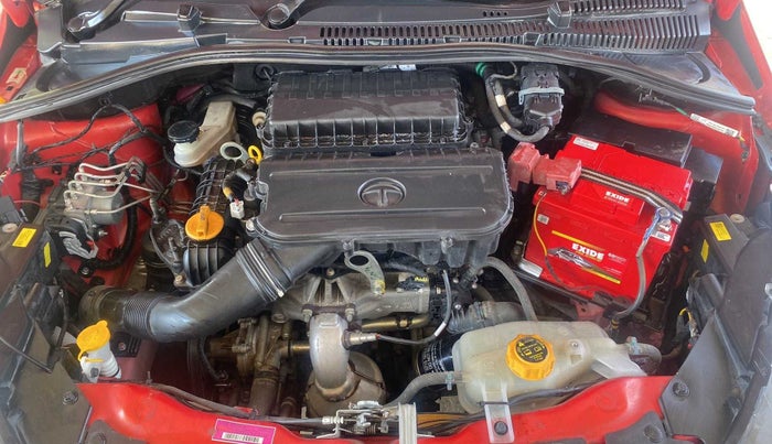 2022 Tata Tiago XT CNG, CNG, Manual, 37,865 km, Open Bonet