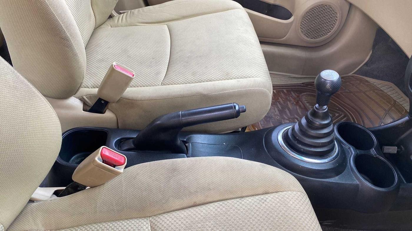 2012 Honda Brio S MT, Petrol, Manual, 90,448 km, Gear Lever