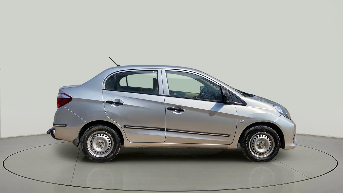 2017 Honda Amaze 1.2L I-VTEC E, Petrol, Manual, 40,196 km, Right Side