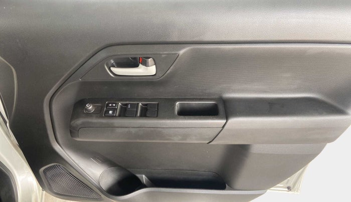 2023 Maruti New Wagon-R VXI 1.0, Petrol, Manual, 2,365 km, Driver Side Door Panels Control