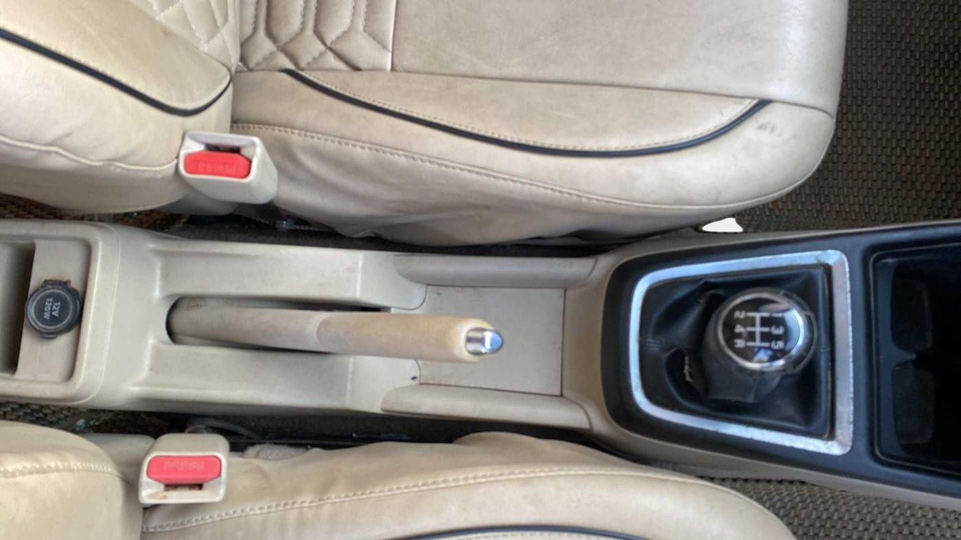 2018 Maruti Dzire VXI, Petrol, Manual, 54,756 km, Gear Lever
