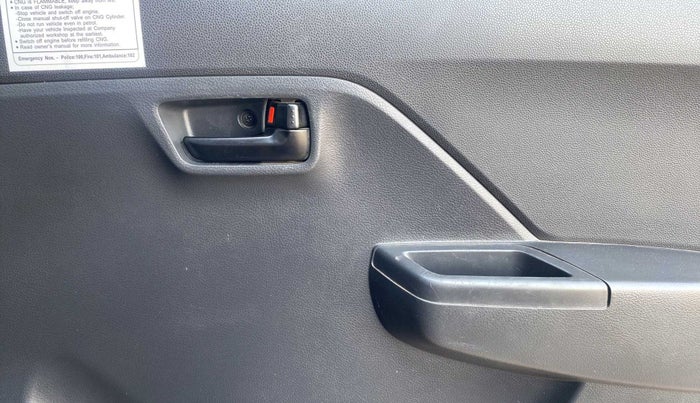 2022 Maruti Alto K10 VXI CNG, CNG, Manual, 25,131 km, Driver Side Door Panels Control