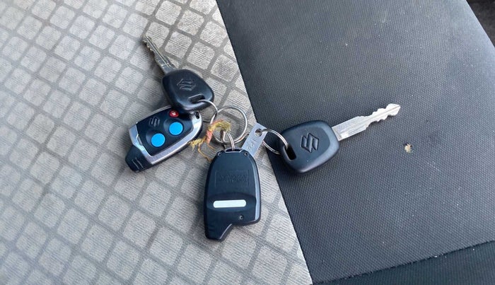 2022 Maruti Alto K10 VXI CNG, CNG, Manual, 25,131 km, Key Close Up