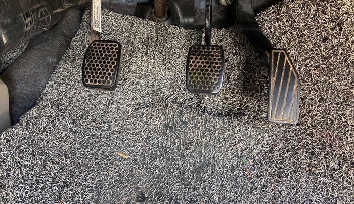 2021 Maruti Alto VXI, Petrol, Manual, 38,839 km, Pedals