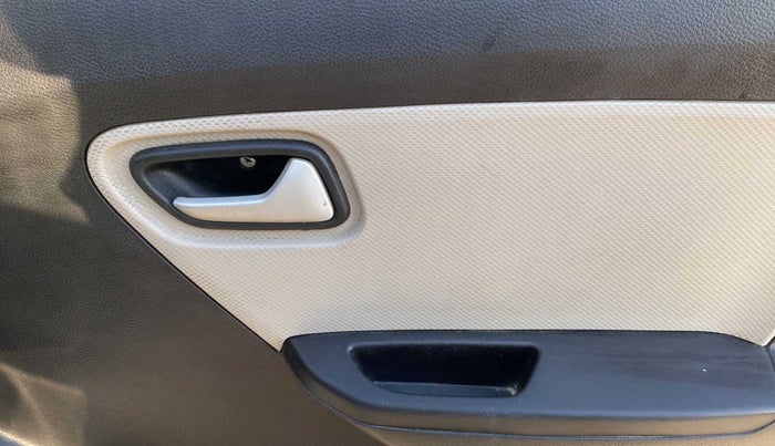 2021 Maruti Alto VXI, Petrol, Manual, 38,839 km, Driver Side Door Panels Control
