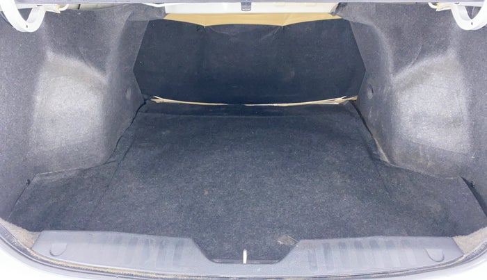 2019 Maruti Ciaz DELTA 1.5 SHVS VVT MT, Petrol, Manual, 70,084 km, Boot Inside