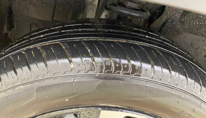 2025 Nissan MAGNITE N-Connecta B4D 1.0 Petrol MT, Petrol, Manual, 234 km, Left Front Tyre Tread