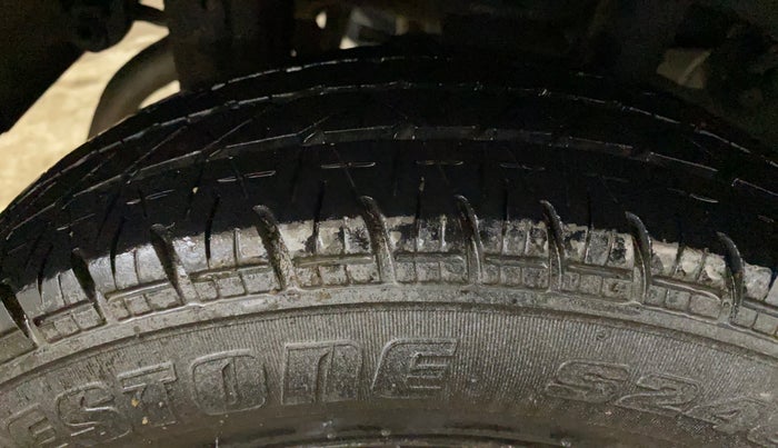 2017 Maruti Alto 800 LXI, Petrol, Manual, 68,483 km, Right Rear Tyre Tread