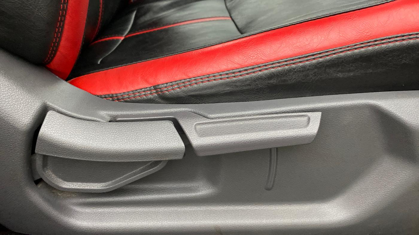 2021 Hyundai GRAND I10 NIOS SPORTZ PETROL, Petrol, Manual, 43,606 km, Driver Side Adjustment Panel