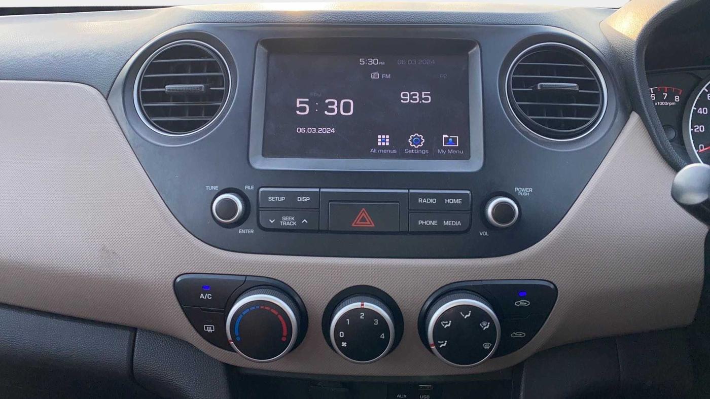 2017 Hyundai Grand i10 SPORTZ (O) 1.2 KAPPA VTVT, Petrol, Manual, 75,797 km, Air Conditioner