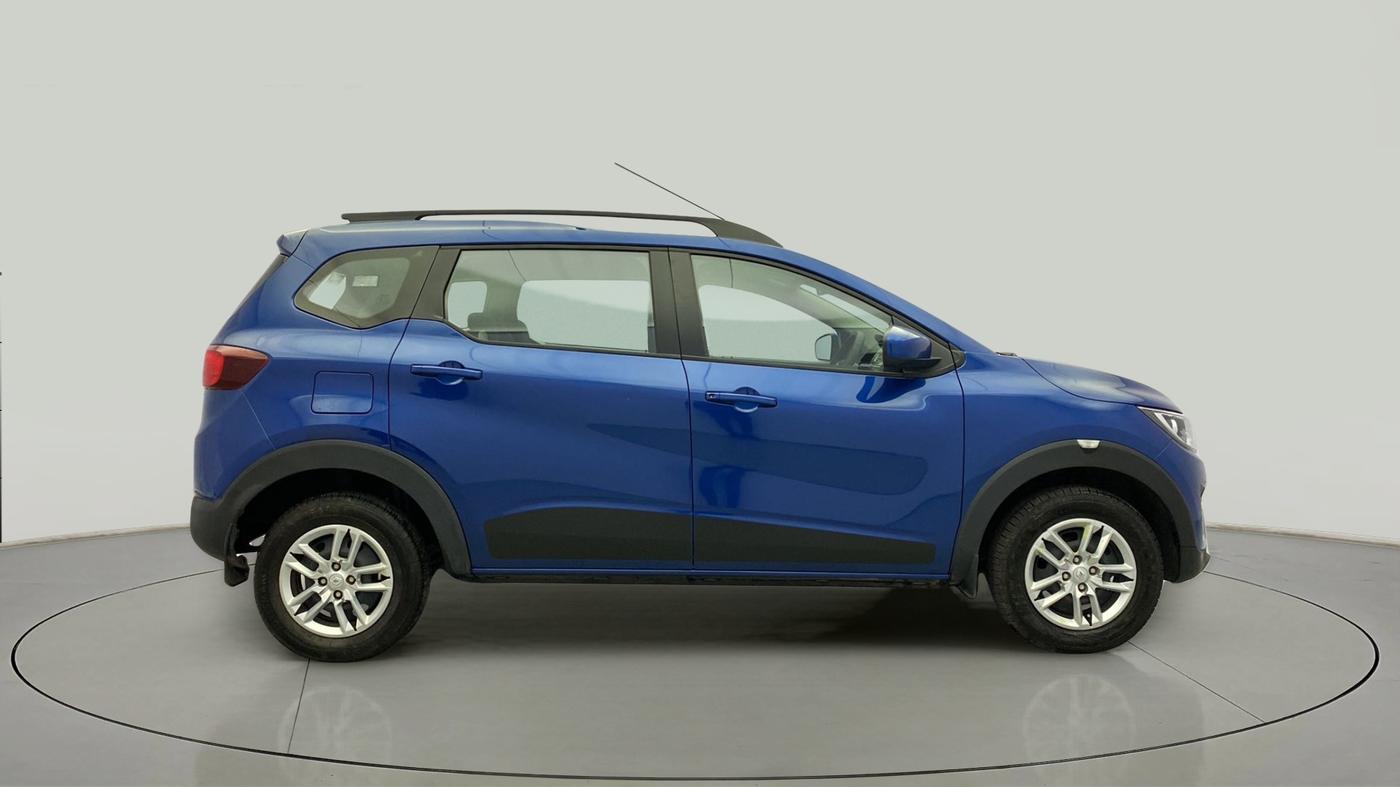 2020 Renault TRIBER RXT, Petrol, Manual, 19,553 km, Right Side View