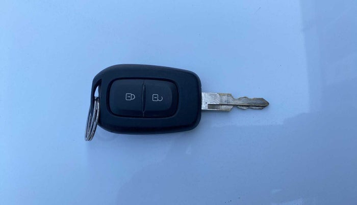 2022 Renault Kwid RXT 0.8, Petrol, Manual, 12,186 km, Key Close Up