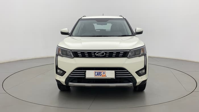 2022 Mahindra XUV300 W8 (O) 1.5 DIESEL, Diesel, Manual, 27,747 km, Front