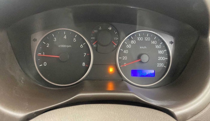 2011 Hyundai i20 MAGNA 1.2, Petrol, Manual, 34,207 km, Odometer Image