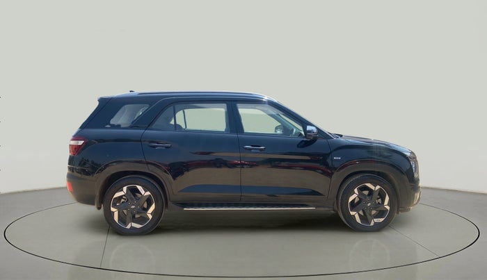 2022 Hyundai ALCAZAR 2.0 SIGNATURE (O) AT 7STR, Petrol, Automatic, 11,009 km, Right Side View